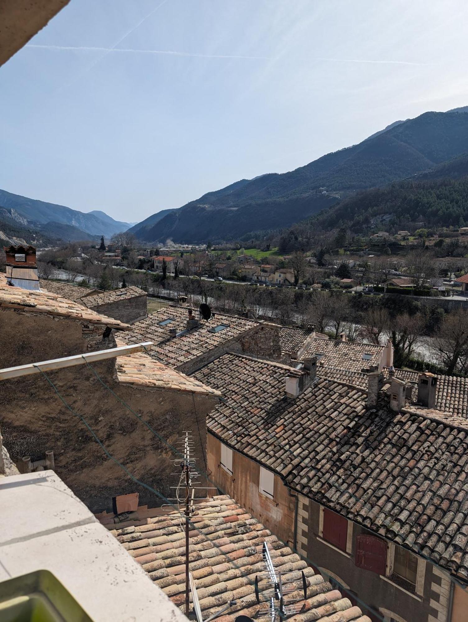 Appartement Duplex "La Belle Vue " à Entrevaux Extérieur photo